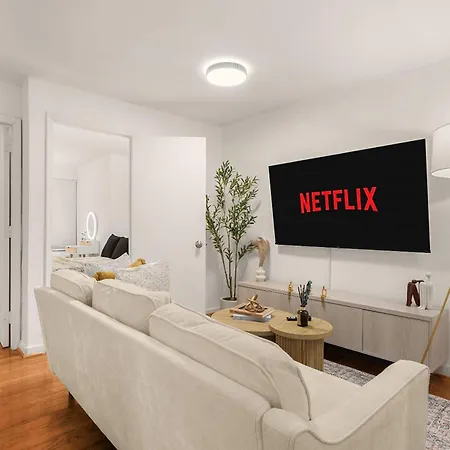 City Living 3Br Apt In East Village Manhattan